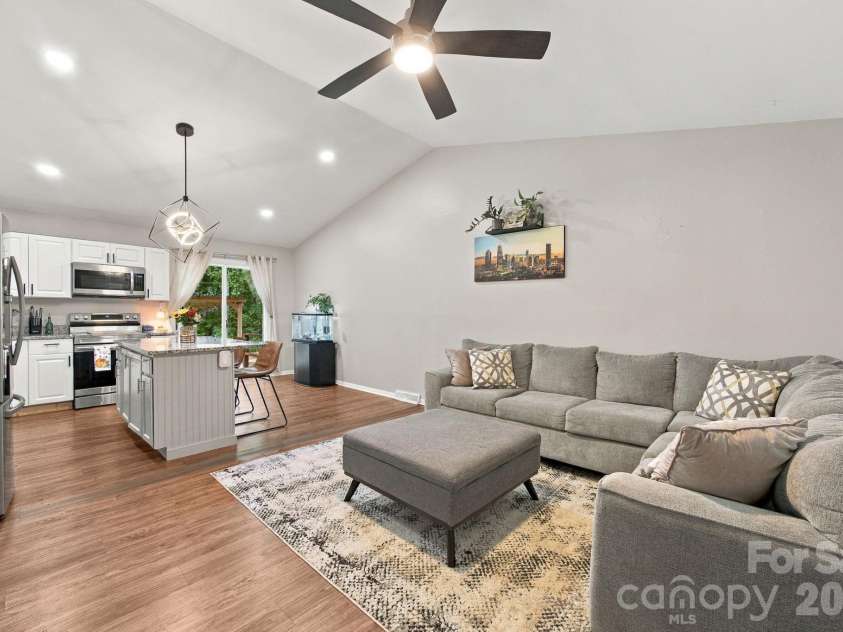 7201 Lancashire Drive, Mint Hill, NC 28227.  MLS# CAR4428449, YatesRealty ID 53040. 