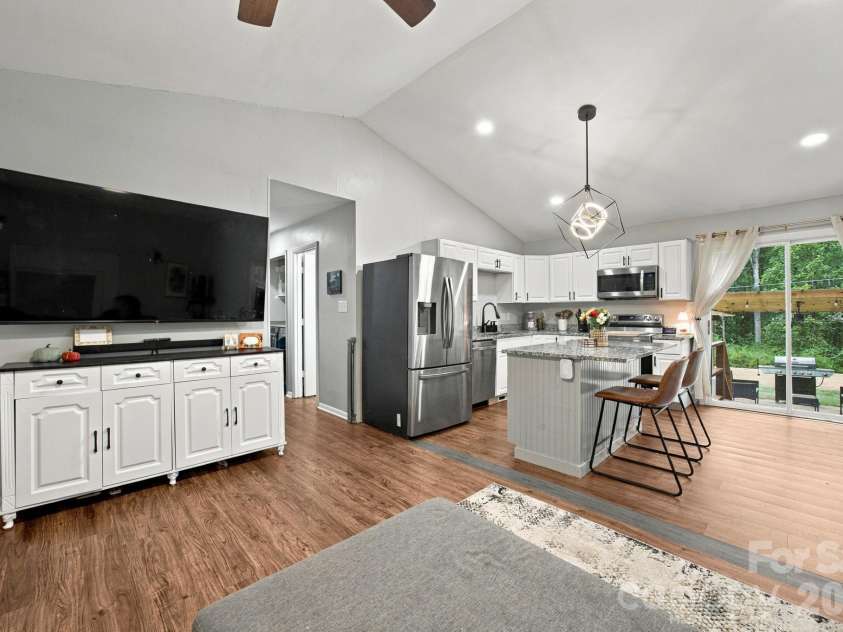 7201 Lancashire Drive, Mint Hill, NC 28227.  MLS# CAR4428449, YatesRealty ID 53040. 