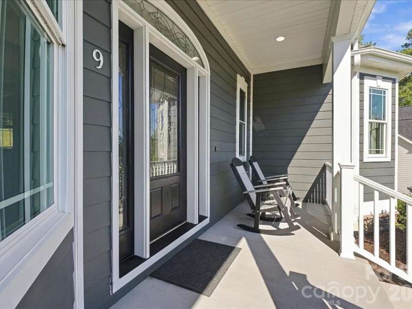 9 Tee Box Lane, Travelers Rest, SC 29690.  MLS# CAR4425909, YatesRealty ID 53045. 