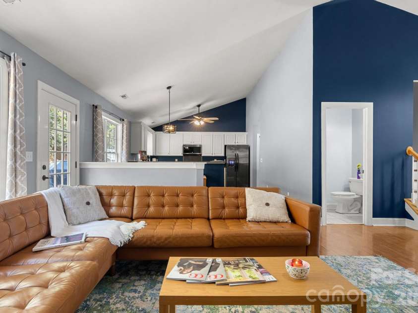 11110 Caroline Whitney Circle, Charlotte, NC 28212.  MLS# CAR4425727, YatesRealty ID 53046. 