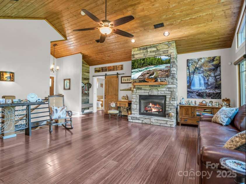 159 Bee Tree Point, Lake Lure, NC 28746.  MLS# CAR4172811, YatesRealty ID 5305. 