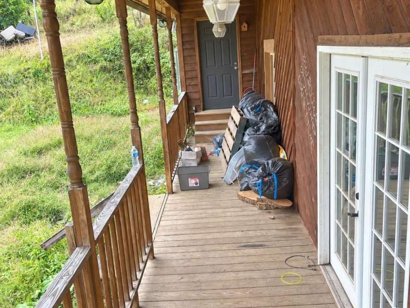 323 Forrest Fisher Road, Spruce Pine, NC 28777.  MLS# CAR4428534, YatesRealty ID 53050. 