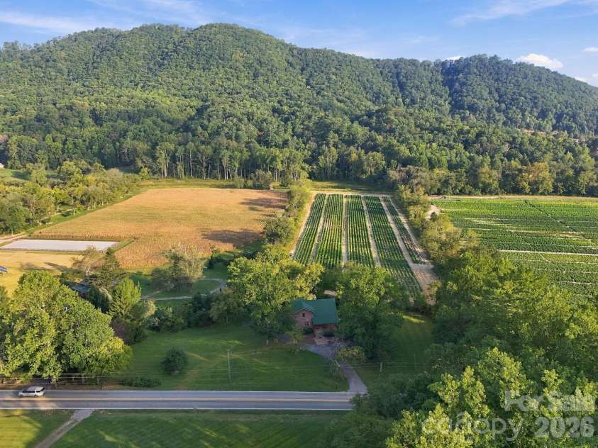 720 Cane Creek Road, Fletcher, NC 28732.  MLS# CAR4425358, YatesRealty ID 53051. 
