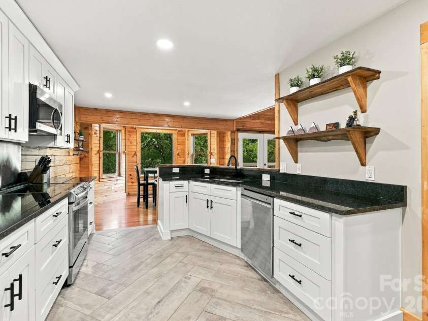 720 Cane Creek Road, Fletcher, NC 28732.  MLS# CAR4425358, YatesRealty ID 53051. 