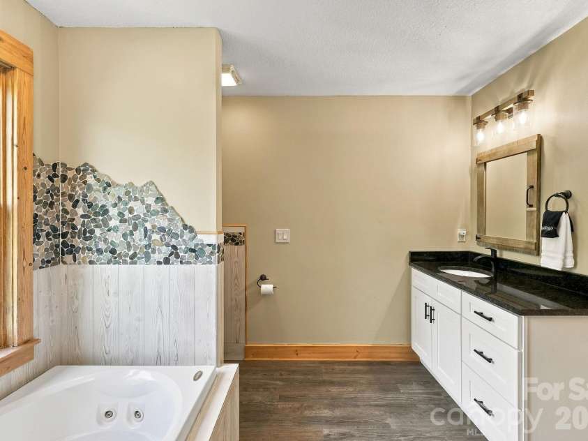 720 Cane Creek Road, Fletcher, NC 28732.  MLS# CAR4425358, YatesRealty ID 53051. 