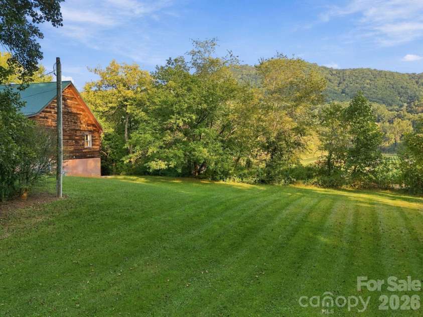 720 Cane Creek Road, Fletcher, NC 28732.  MLS# CAR4425358, YatesRealty ID 53051. 