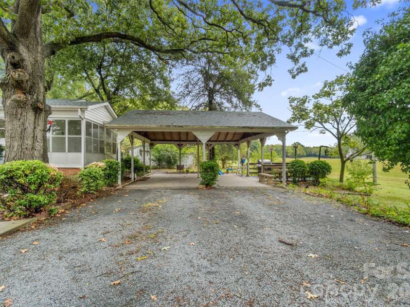 17 Macedonia Church Road, Monroe, NC 28112.  MLS# CAR4428387, YatesRealty ID 53055. 