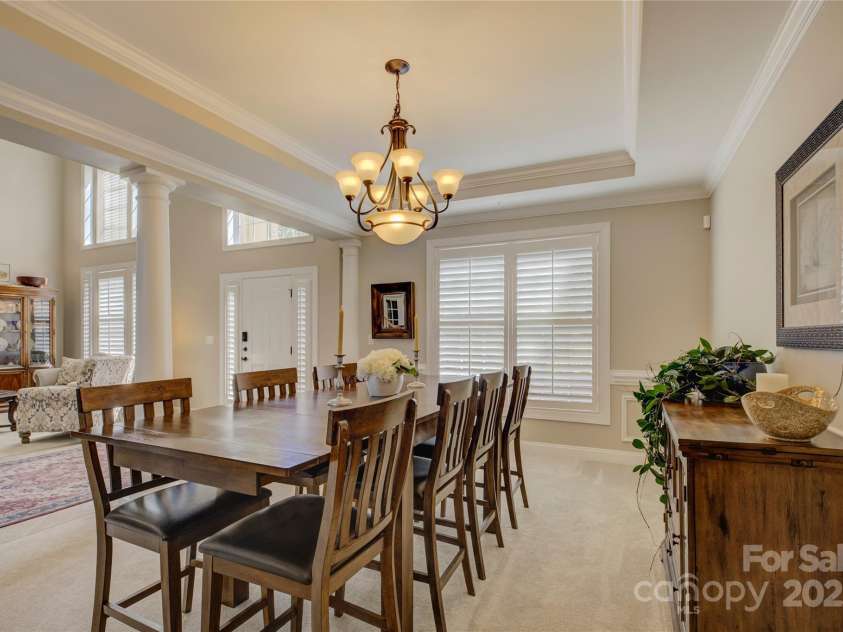 16837 Crosshaven Drive, Charlotte, NC 28278.  MLS# CAR4230966, YatesRealty ID 5306. 