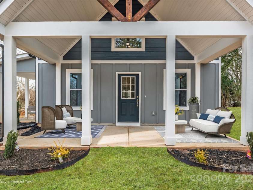 842 Lincoln Drive, Shelby, NC 28152.  MLS# CAR4333360, YatesRealty ID 5306. 