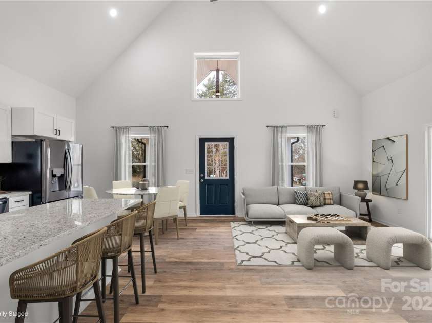842 Lincoln Drive, Shelby, NC 28152.  MLS# CAR4333360, YatesRealty ID 5306. 