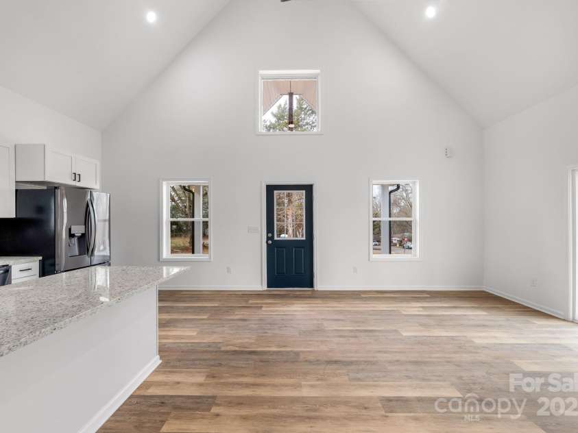 842 Lincoln Drive, Shelby, NC 28152.  MLS# CAR4333360, YatesRealty ID 5306. 
