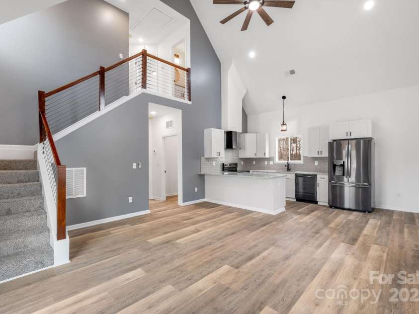 842 Lincoln Drive, Shelby, NC 28152.  MLS# CAR4333360, YatesRealty ID 5306. 