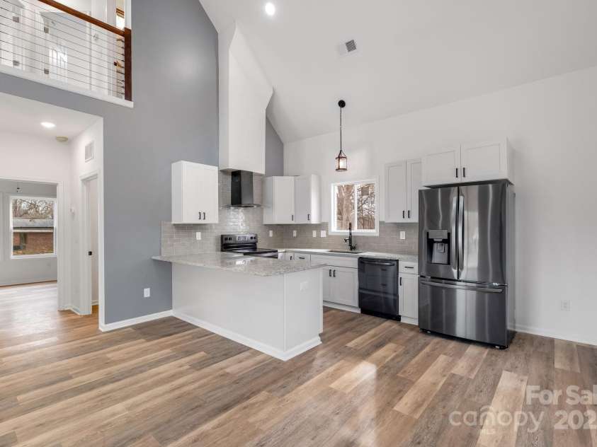 842 Lincoln Drive, Shelby, NC 28152.  MLS# CAR4333360, YatesRealty ID 5306. 