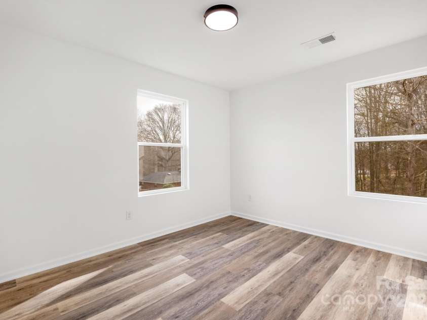 842 Lincoln Drive, Shelby, NC 28152.  MLS# CAR4333360, YatesRealty ID 5306. 