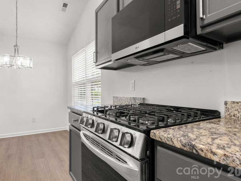 1940 Waters Trail Drive, Charlotte, NC 28216.  MLS# CAR4418345, YatesRealty ID 53063. 