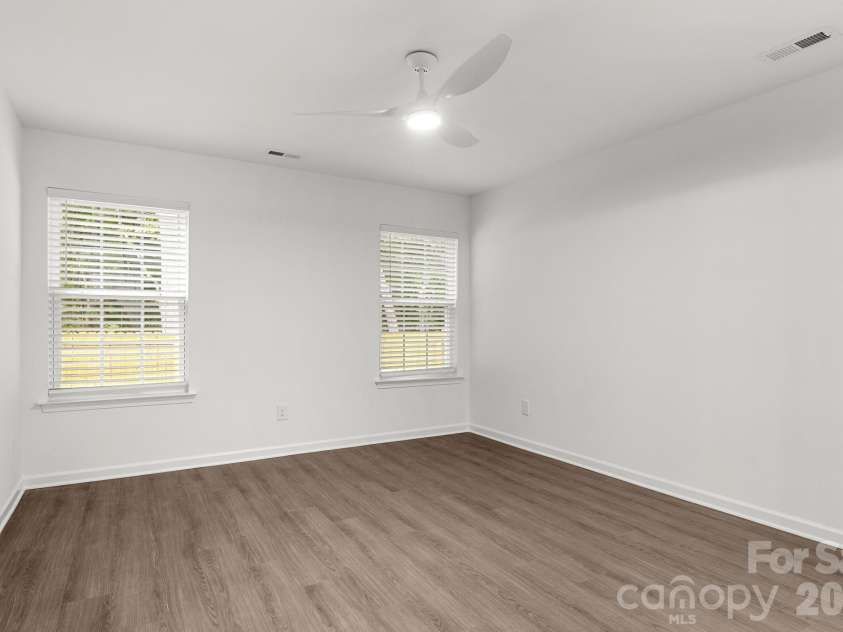 1940 Waters Trail Drive, Charlotte, NC 28216.  MLS# CAR4418345, YatesRealty ID 53063. Primary Bed