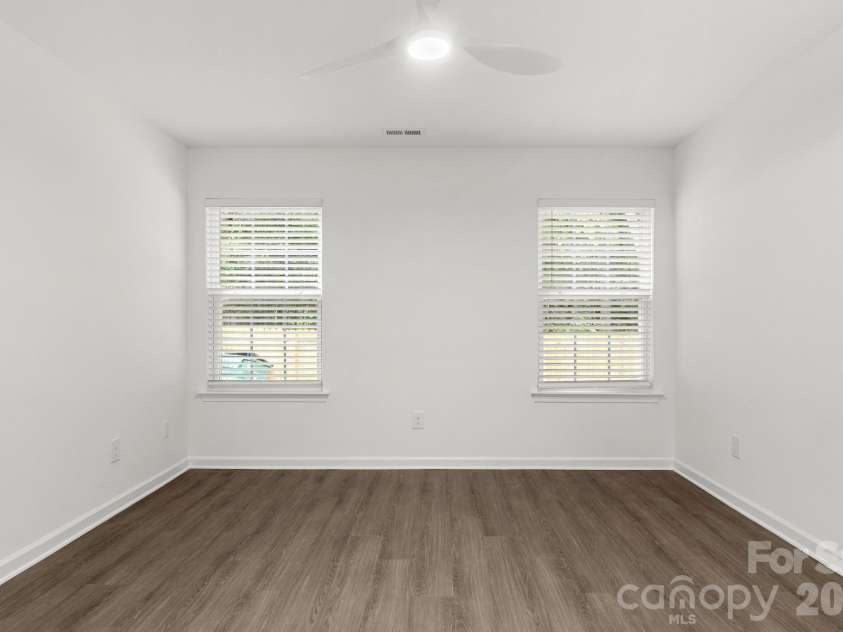 1940 Waters Trail Drive, Charlotte, NC 28216.  MLS# CAR4418345, YatesRealty ID 53063. Primary Bed