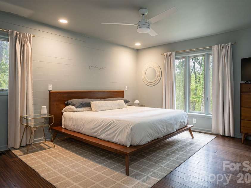 93 White Pine Drive, Fletcher, NC 28732.  MLS# CAR4428207, YatesRealty ID 53064. 