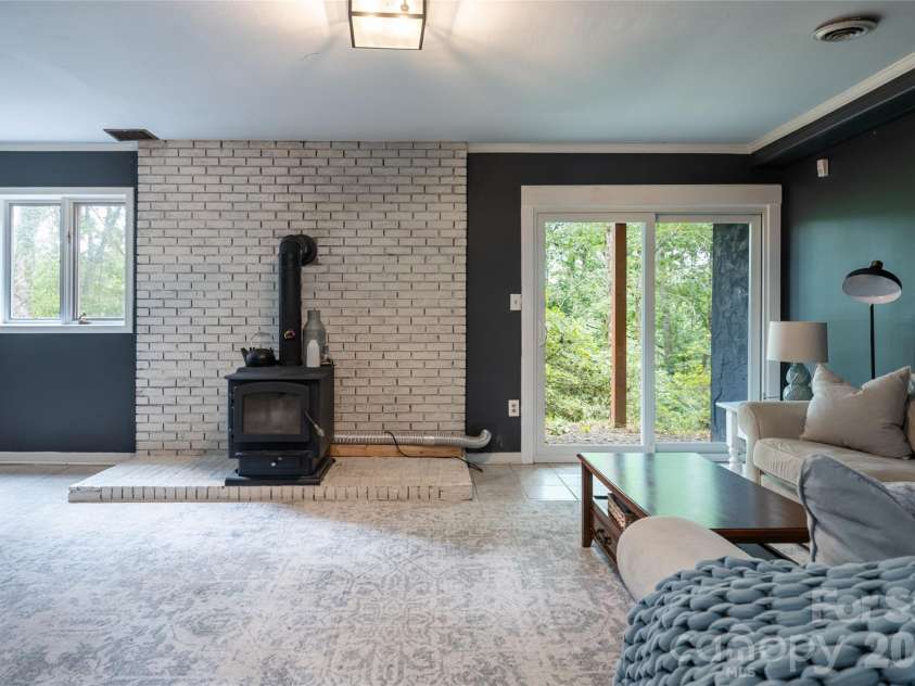 93 White Pine Drive, Fletcher, NC 28732.  MLS# CAR4428207, YatesRealty ID 53064. 