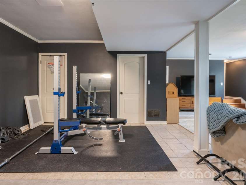 93 White Pine Drive, Fletcher, NC 28732.  MLS# CAR4428207, YatesRealty ID 53064. 
