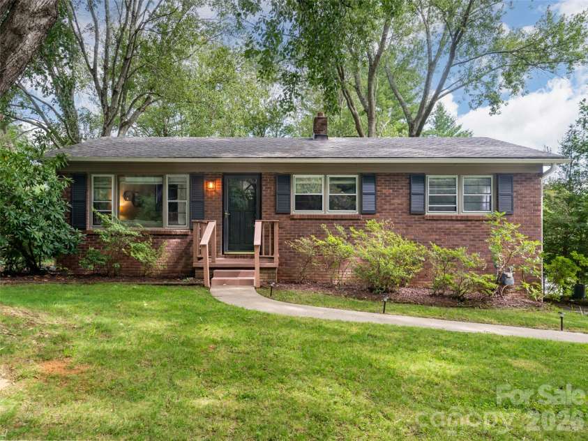245 Weston Road, Arden, NC 28704.  MLS# CAR4413873, YatesRealty ID 53065. 