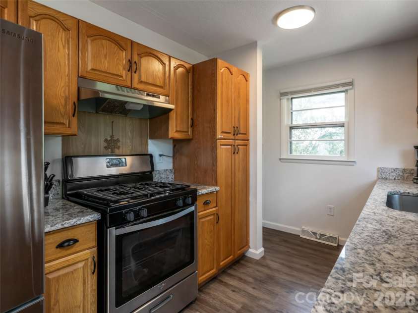 245 Weston Road, Arden, NC 28704.  MLS# CAR4413873, YatesRealty ID 53065. 