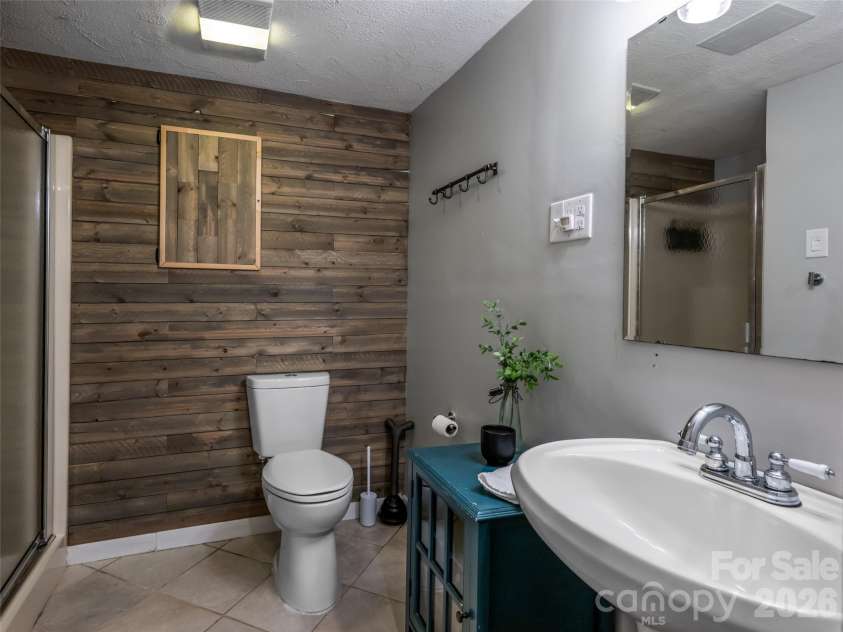 245 Weston Road, Arden, NC 28704.  MLS# CAR4413873, YatesRealty ID 53065. 