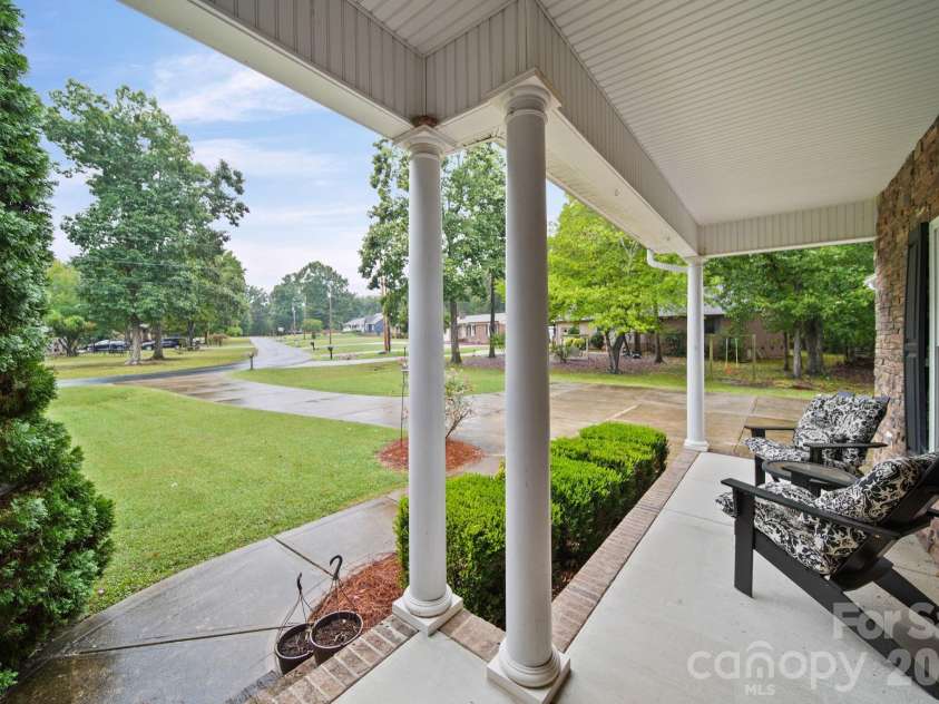 1403 Springhaven Circle, Albemarle, NC 28001.  MLS# CAR4428247, YatesRealty ID 53066. 