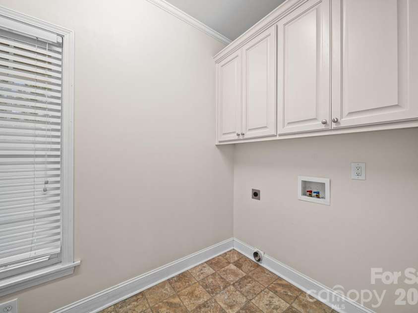 1403 Springhaven Circle, Albemarle, NC 28001.  MLS# CAR4428247, YatesRealty ID 53066. 
