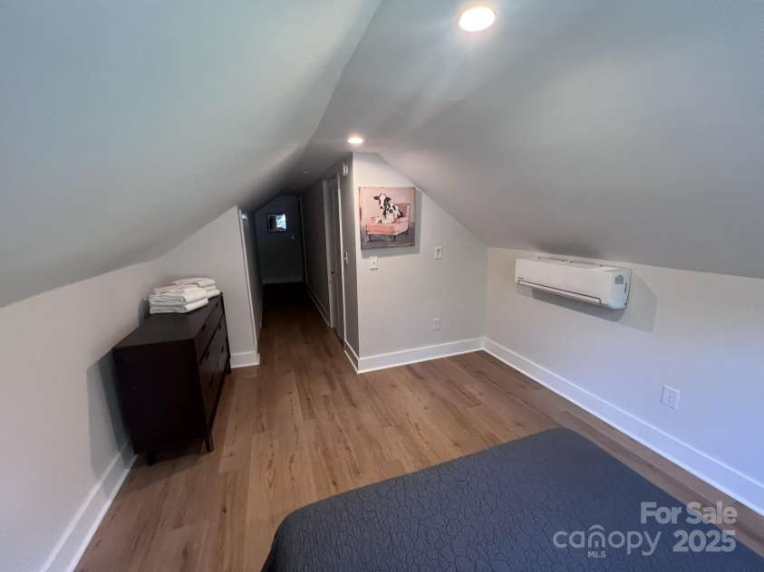 4317 Ruskin Drive, Charlotte, NC 28209.  MLS# CAR4227093, YatesRealty ID 5307. 