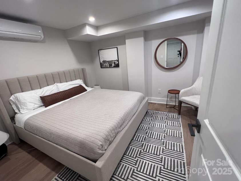 4317 Ruskin Drive, Charlotte, NC 28209.  MLS# CAR4227093, YatesRealty ID 5307. 