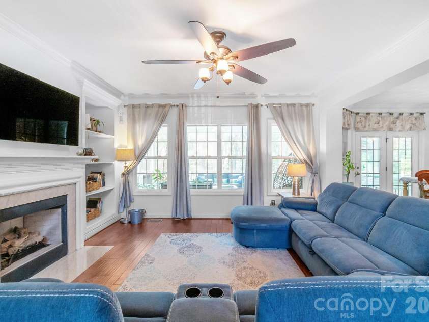 402 Deercross Lane, Waxhaw, NC 28173.  MLS# CAR4424603, YatesRealty ID 53070. 