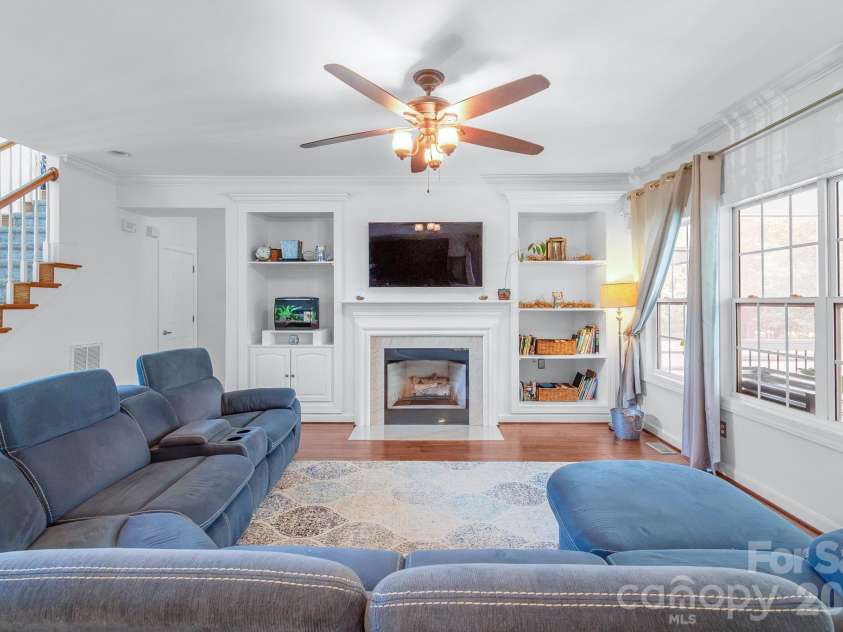 402 Deercross Lane, Waxhaw, NC 28173.  MLS# CAR4424603, YatesRealty ID 53070. 