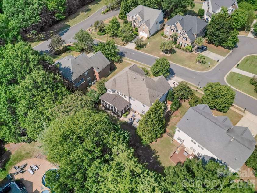 402 Deercross Lane, Waxhaw, NC 28173.  MLS# CAR4424603, YatesRealty ID 53070. 