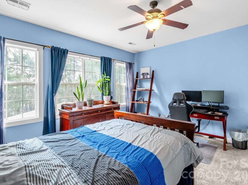 402 Deercross Lane, Waxhaw, NC 28173.  MLS# CAR4424603, YatesRealty ID 53070. 