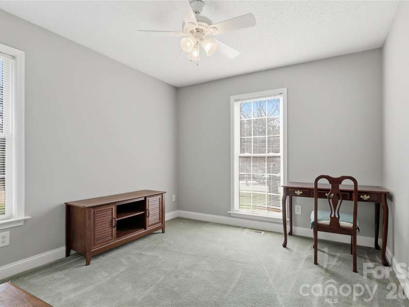 6497 FLY A WAY Drive, Denver, NC 28037.  MLS# CAR4425942, YatesRealty ID 53071. 2ND BEDROOM