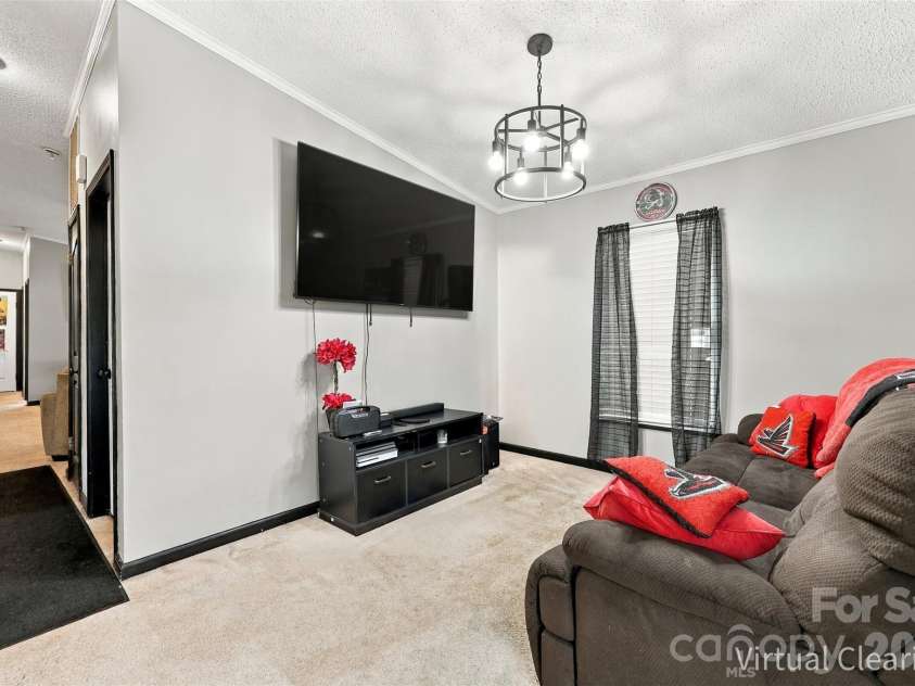 455 Castlewood Circle, Rock Hill, SC 29730.  MLS# CAR4426042, YatesRealty ID 53073. 