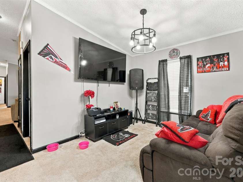455 Castlewood Circle, Rock Hill, SC 29730.  MLS# CAR4426042, YatesRealty ID 53073. 