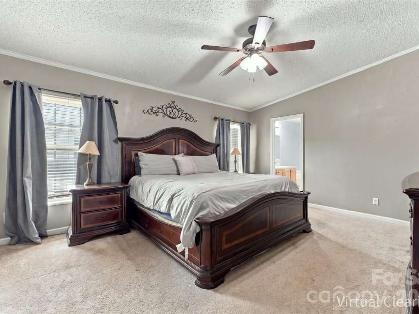 455 Castlewood Circle, Rock Hill, SC 29730.  MLS# CAR4426042, YatesRealty ID 53073. 