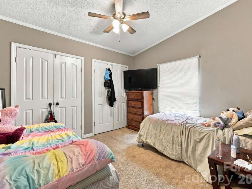455 Castlewood Circle, Rock Hill, SC 29730.  MLS# CAR4426042, YatesRealty ID 53073. 
