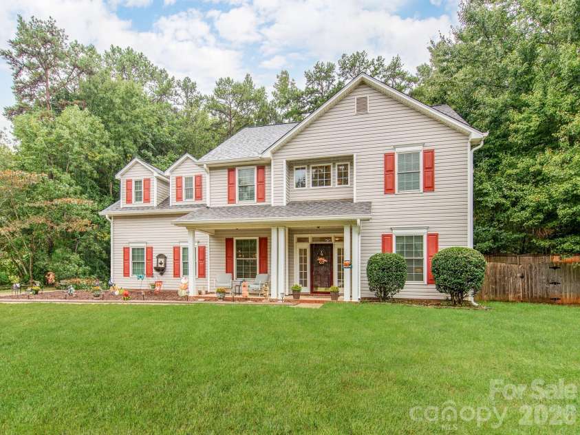 7313 Hannah Alexander Lane, Mint Hill, NC 28227.  MLS# CAR4422881, YatesRealty ID 53079. 