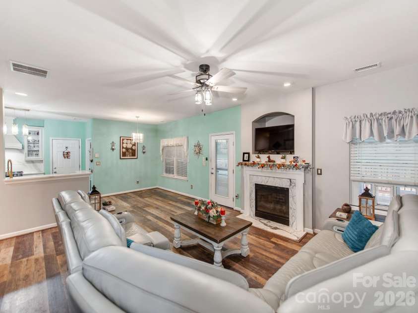 7313 Hannah Alexander Lane, Mint Hill, NC 28227.  MLS# CAR4422881, YatesRealty ID 53079. 