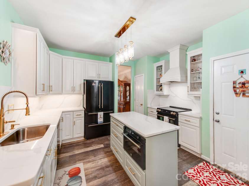 7313 Hannah Alexander Lane, Mint Hill, NC 28227.  MLS# CAR4422881, YatesRealty ID 53079. 