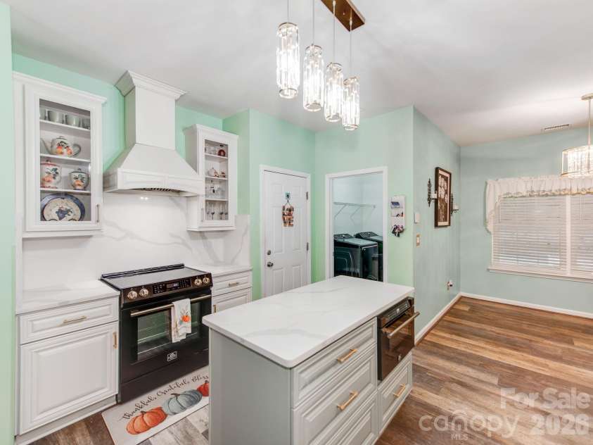 7313 Hannah Alexander Lane, Mint Hill, NC 28227.  MLS# CAR4422881, YatesRealty ID 53079. 
