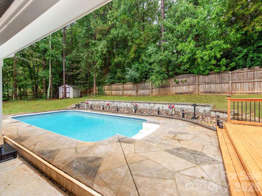 7313 Hannah Alexander Lane, Mint Hill, NC 28227.  MLS# CAR4422881, YatesRealty ID 53079. 