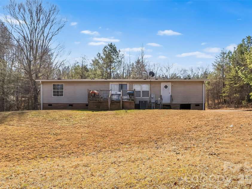 2380 Race Track Street, Morganton, NC 28655.  MLS# CAR4360347, YatesRealty ID 5308. 