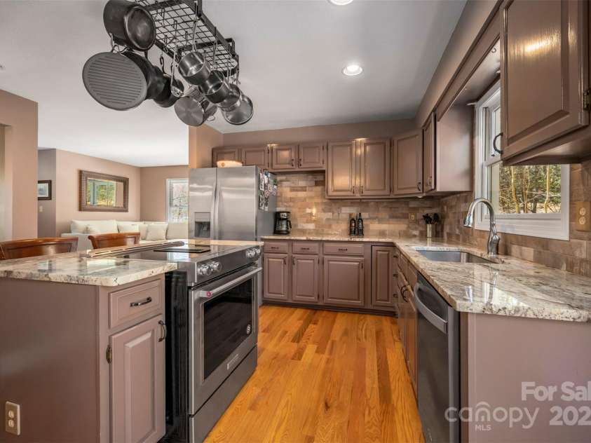 85 Laurel Creek Drive, Asheville, NC 28803.  MLS# CAR4240999, YatesRealty ID 5308. 