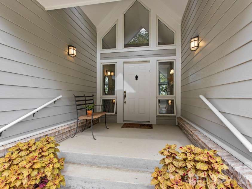 414 Ledgemont Court, Flat Rock, NC 28731.  MLS# CAR4424303, YatesRealty ID 53081. 