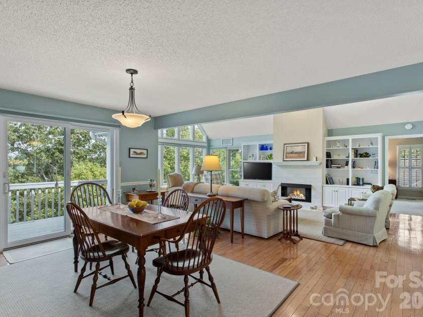 414 Ledgemont Court, Flat Rock, NC 28731.  MLS# CAR4424303, YatesRealty ID 53081. 