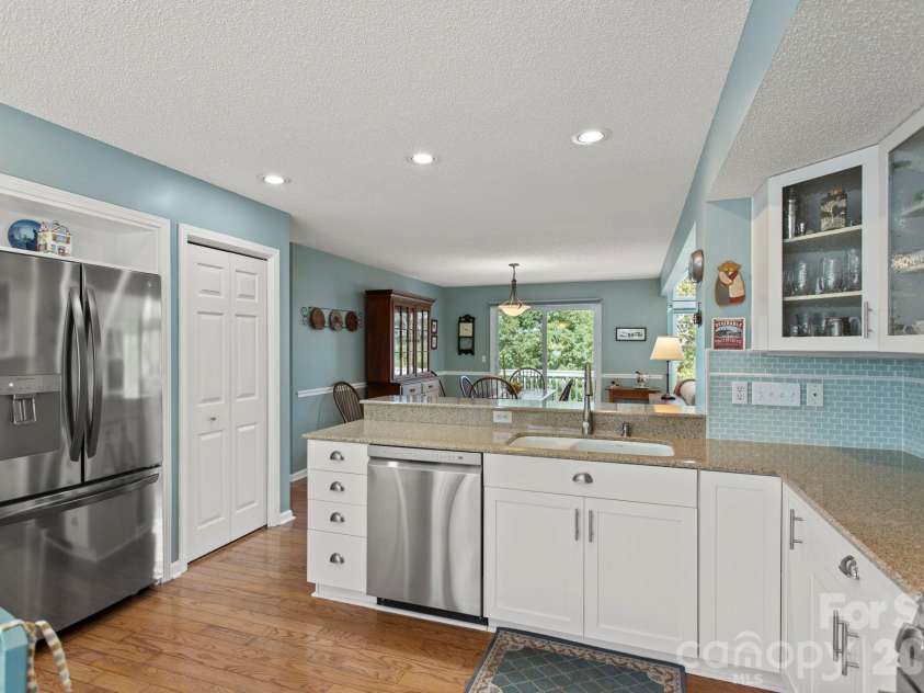 414 Ledgemont Court, Flat Rock, NC 28731.  MLS# CAR4424303, YatesRealty ID 53081. 